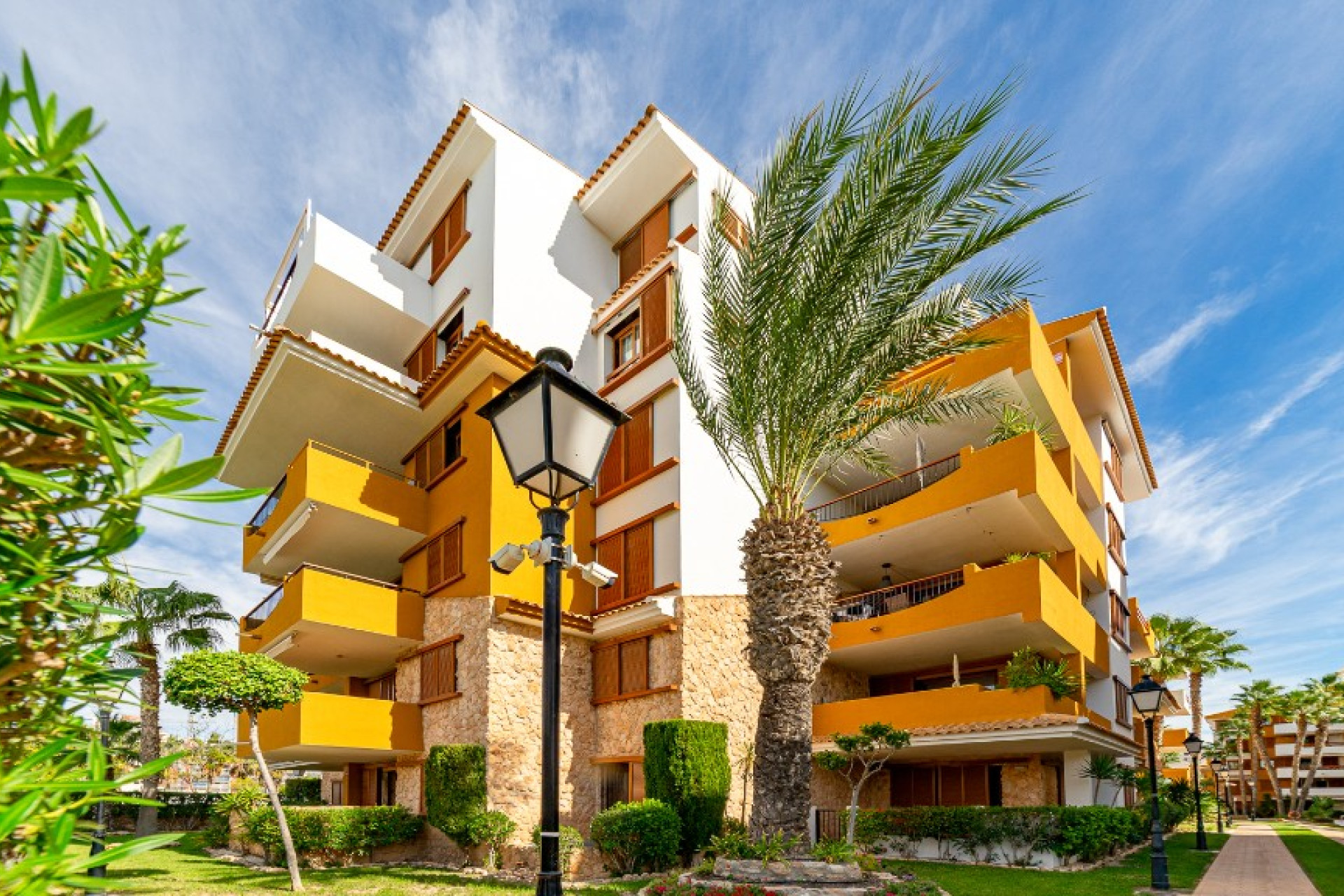 Resale - Town House - Punta Prima