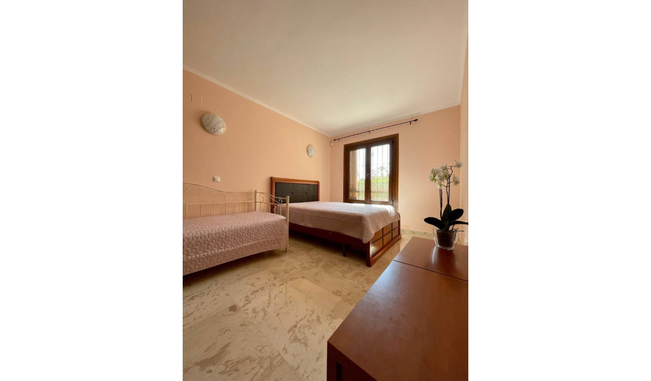 Resale - Town House - Punta Prima