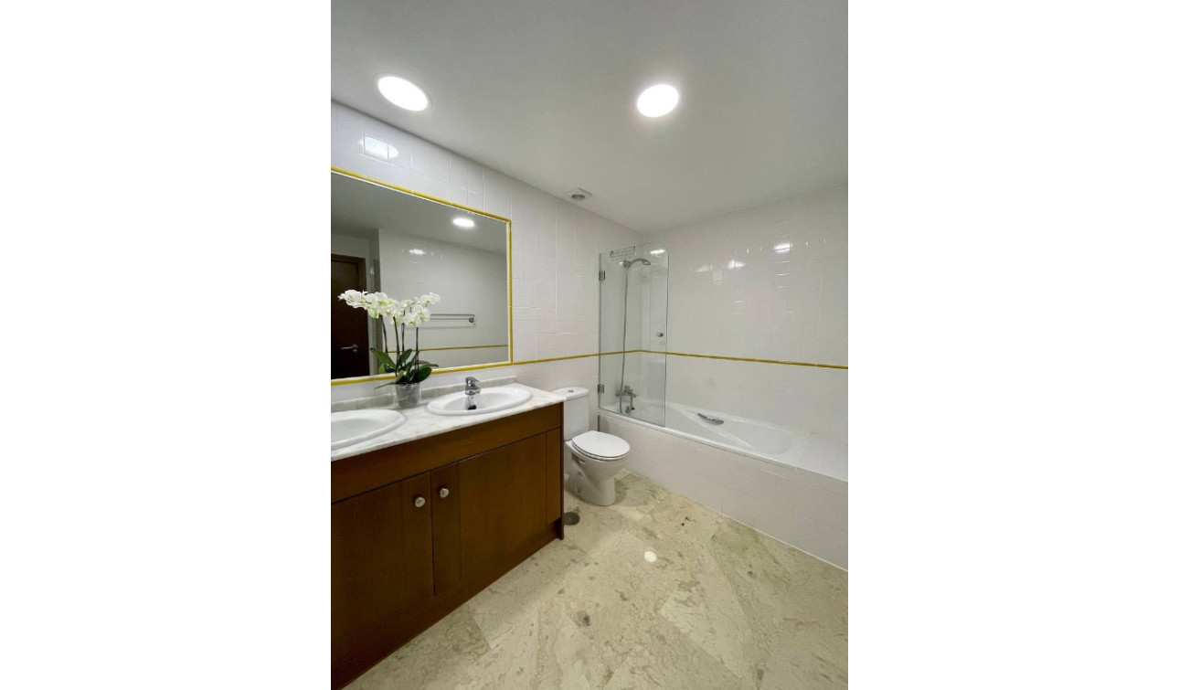 Resale - Town House - Punta Prima