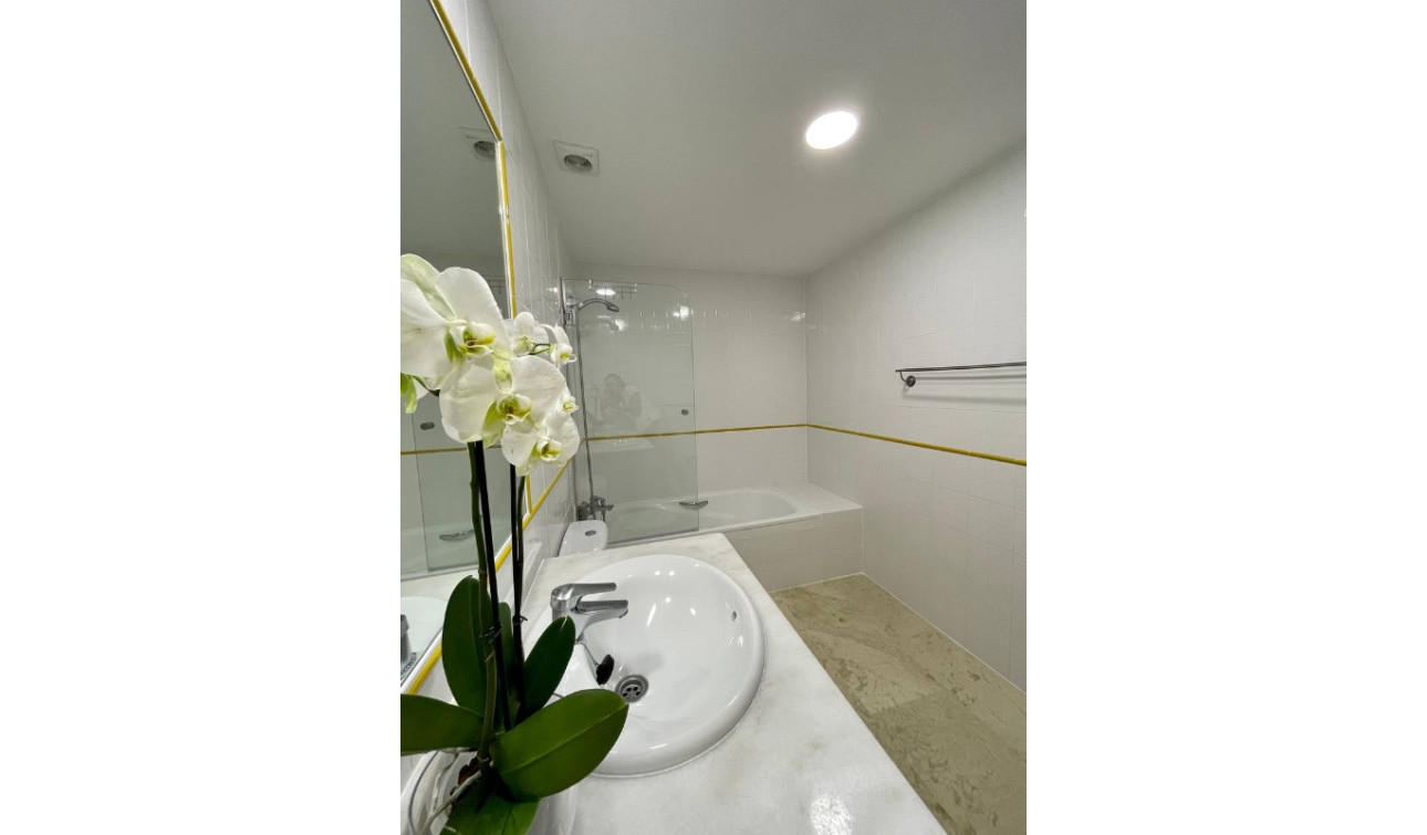 Resale - Town House - Punta Prima