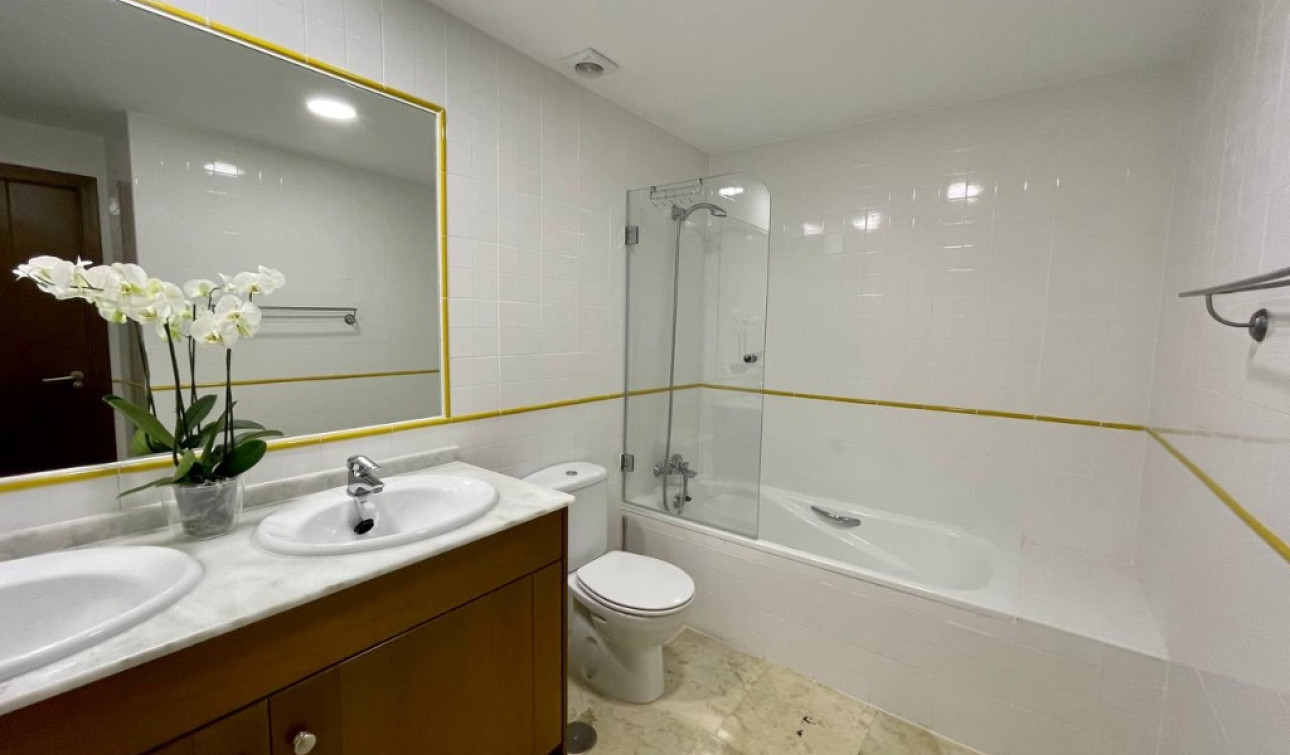 Resale - Town House - Punta Prima