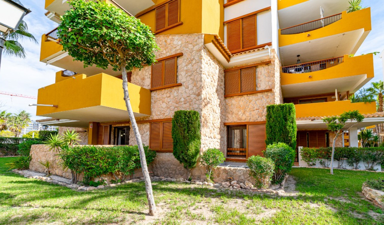 Resale - Town House - Punta Prima