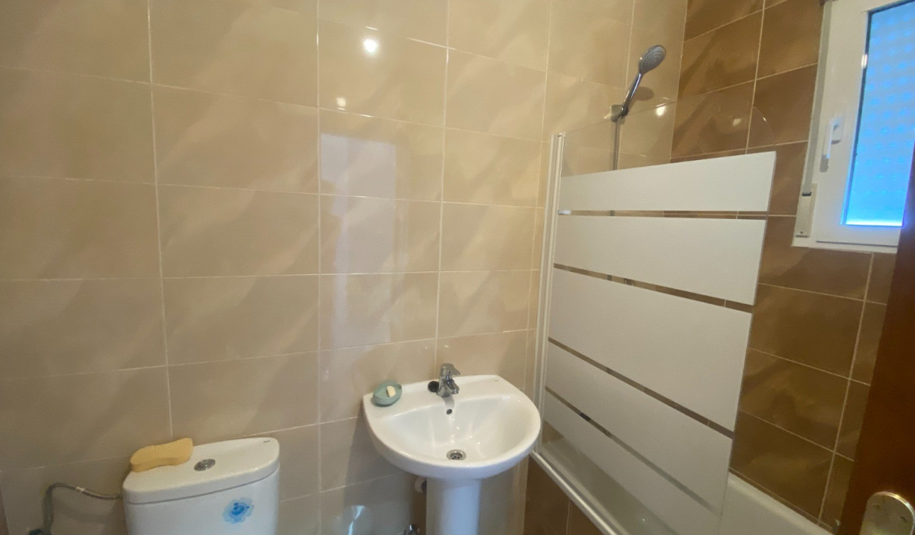 Resale - Town House - San Miguel de Salinas