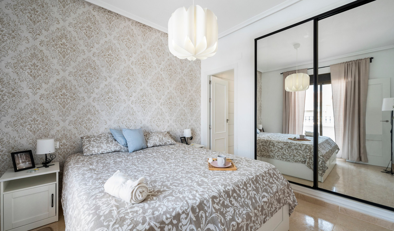 Resale - Town House - San Miguel de Salinas