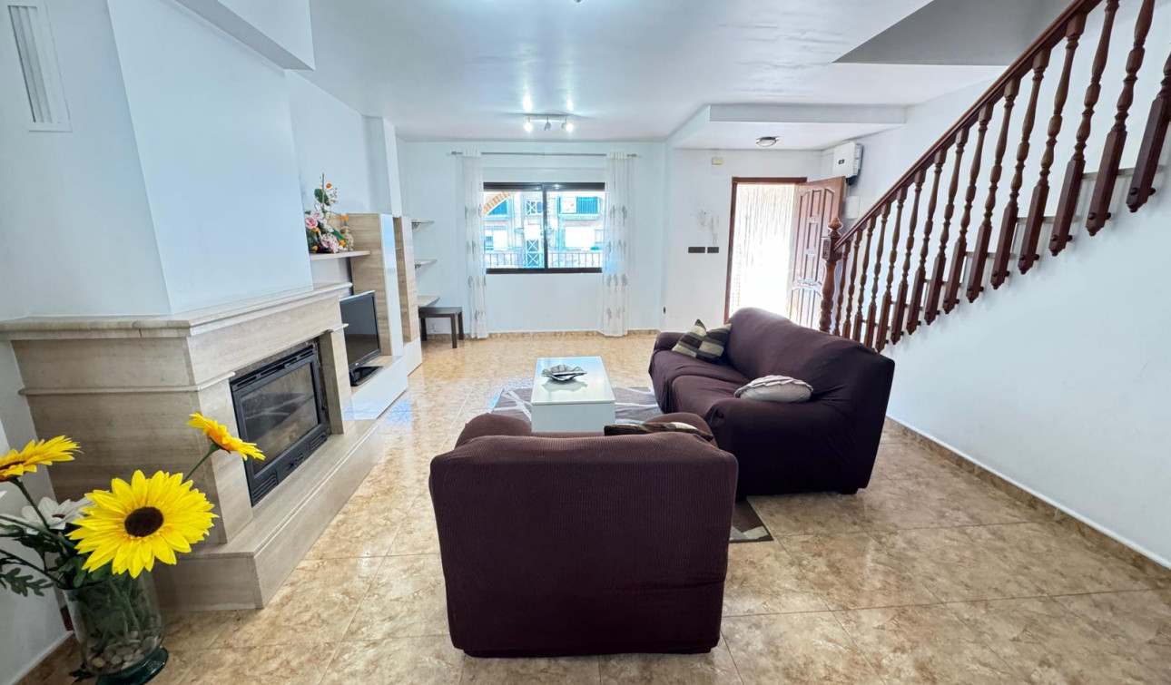 Resale - Town House - San Miguel de Salinas