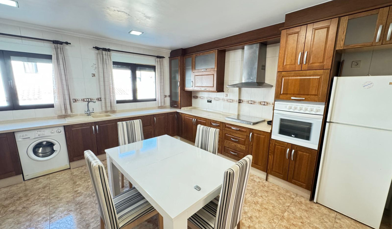 Resale - Town House - San Miguel de Salinas