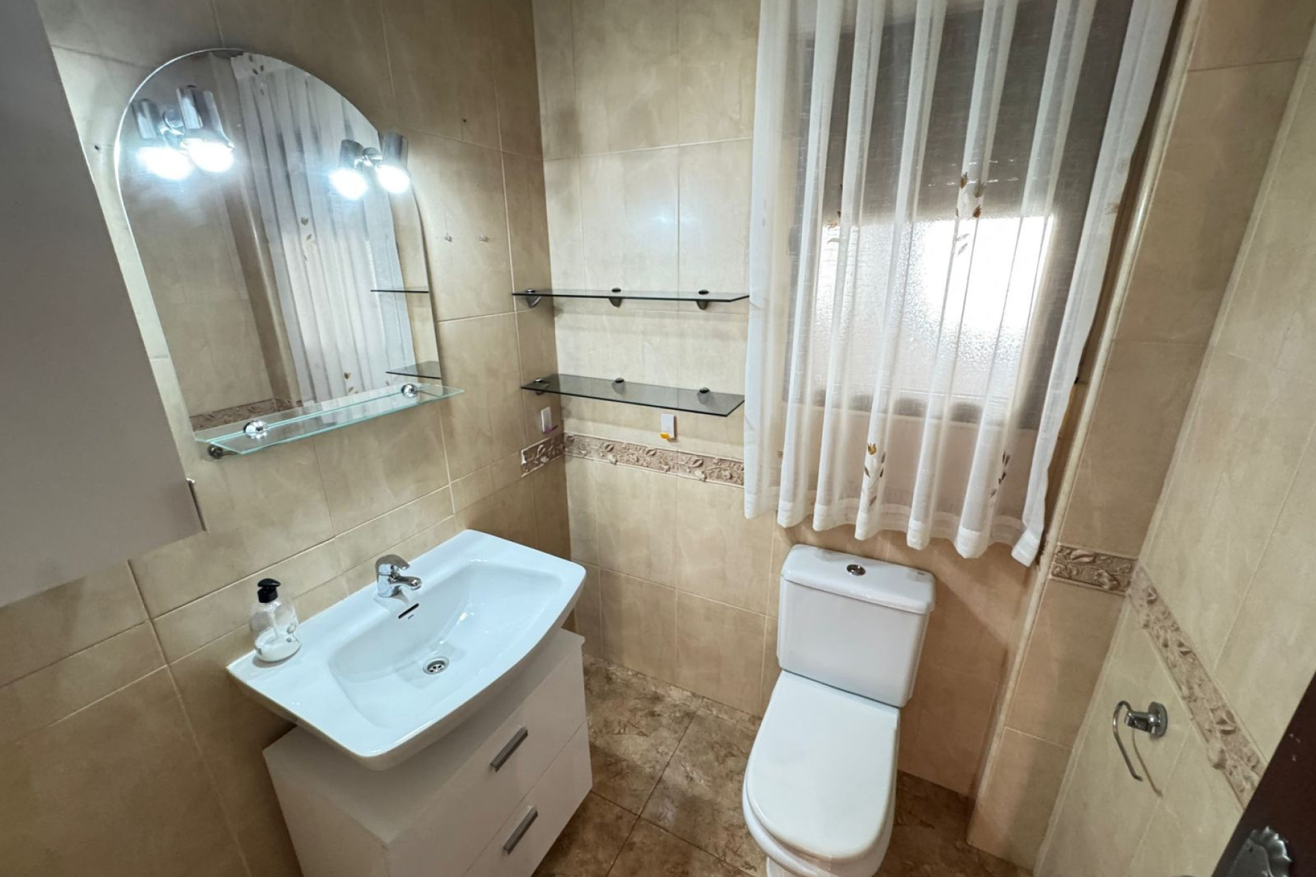 Resale - Town House - San Miguel de Salinas