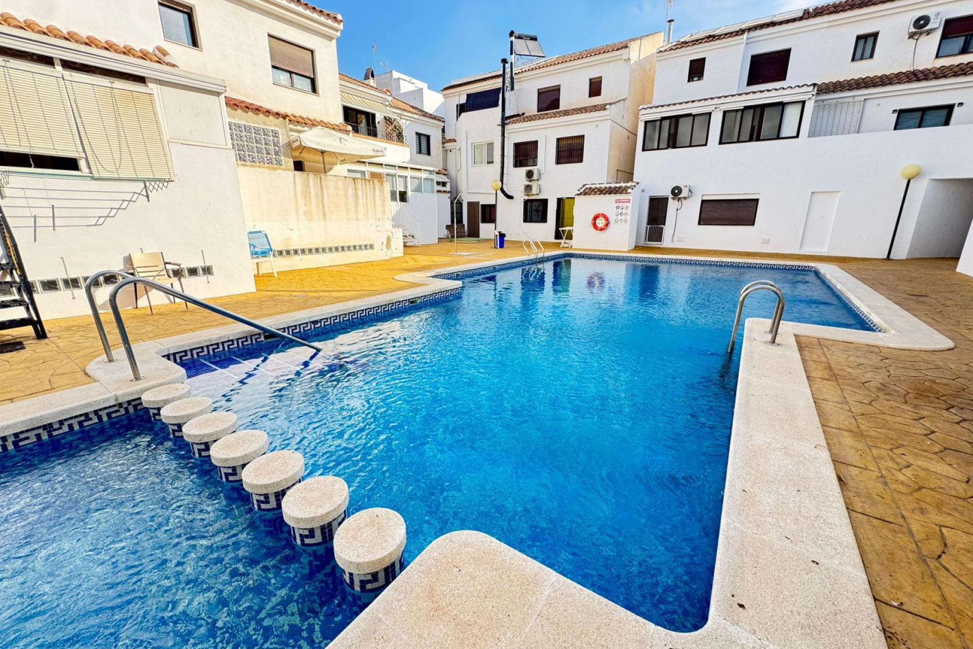Resale - Town House - San Miguel de Salinas