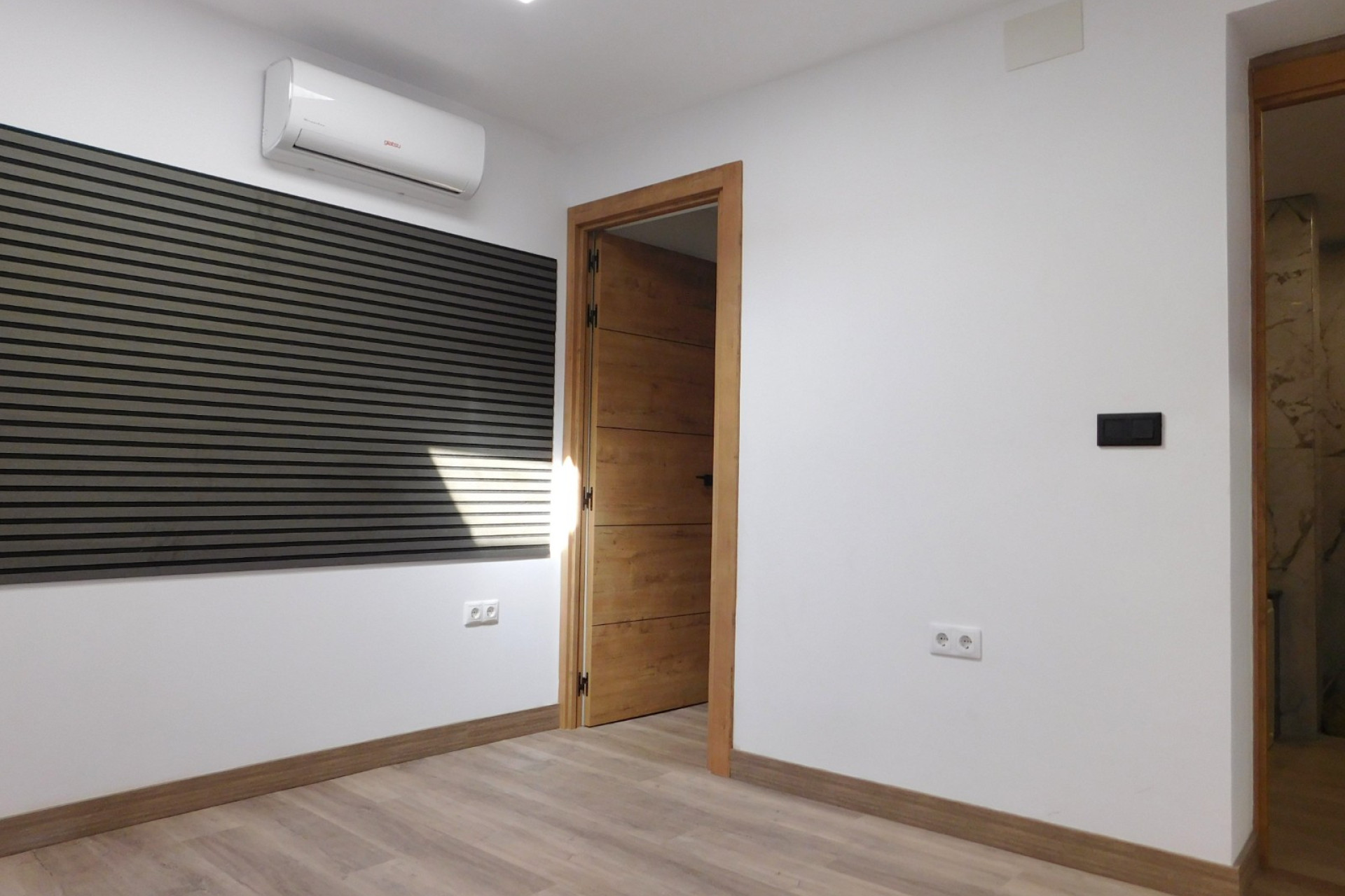 Resale - Town House - San Miguel de Salinas