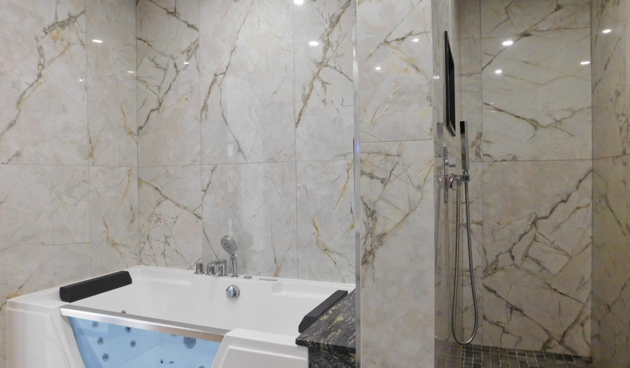 Resale - Town House - San Miguel de Salinas
