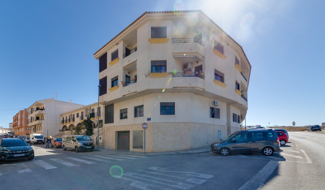 Resale - Town House - San Miguel de Salinas