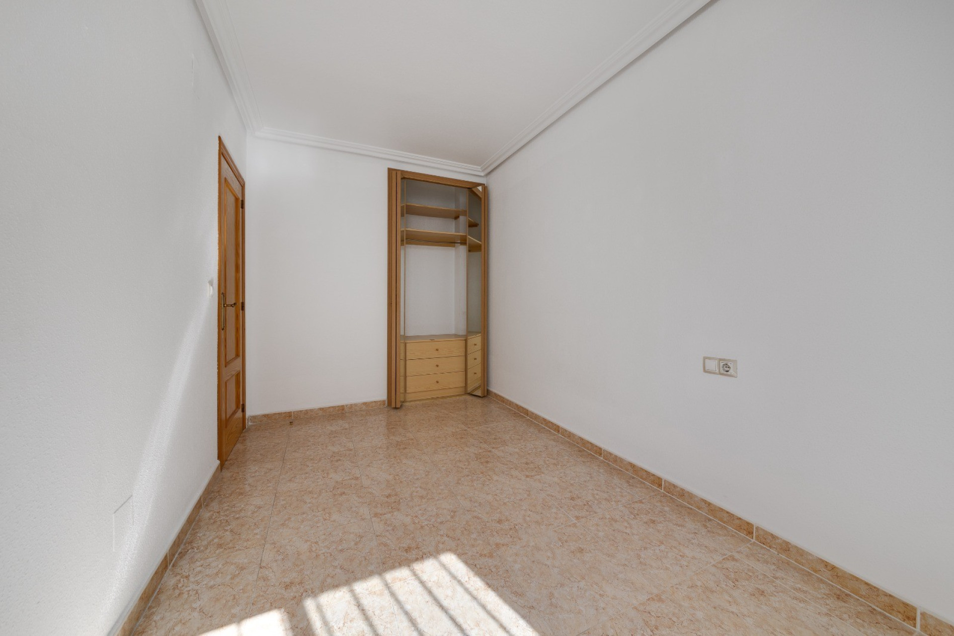 Resale - Town House - San Miguel de Salinas