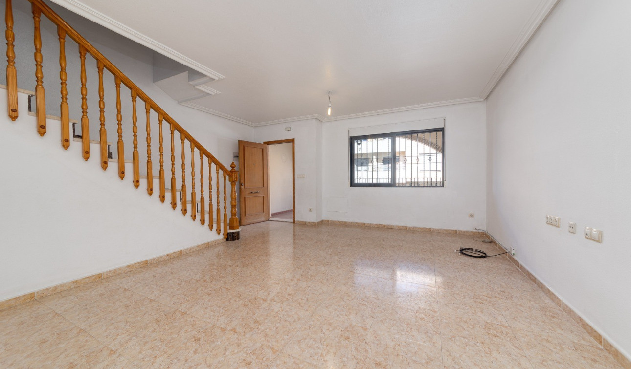 Resale - Town House - San Miguel de Salinas