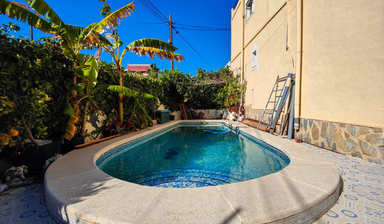 Resale - Town House - San Miguel de Salinas