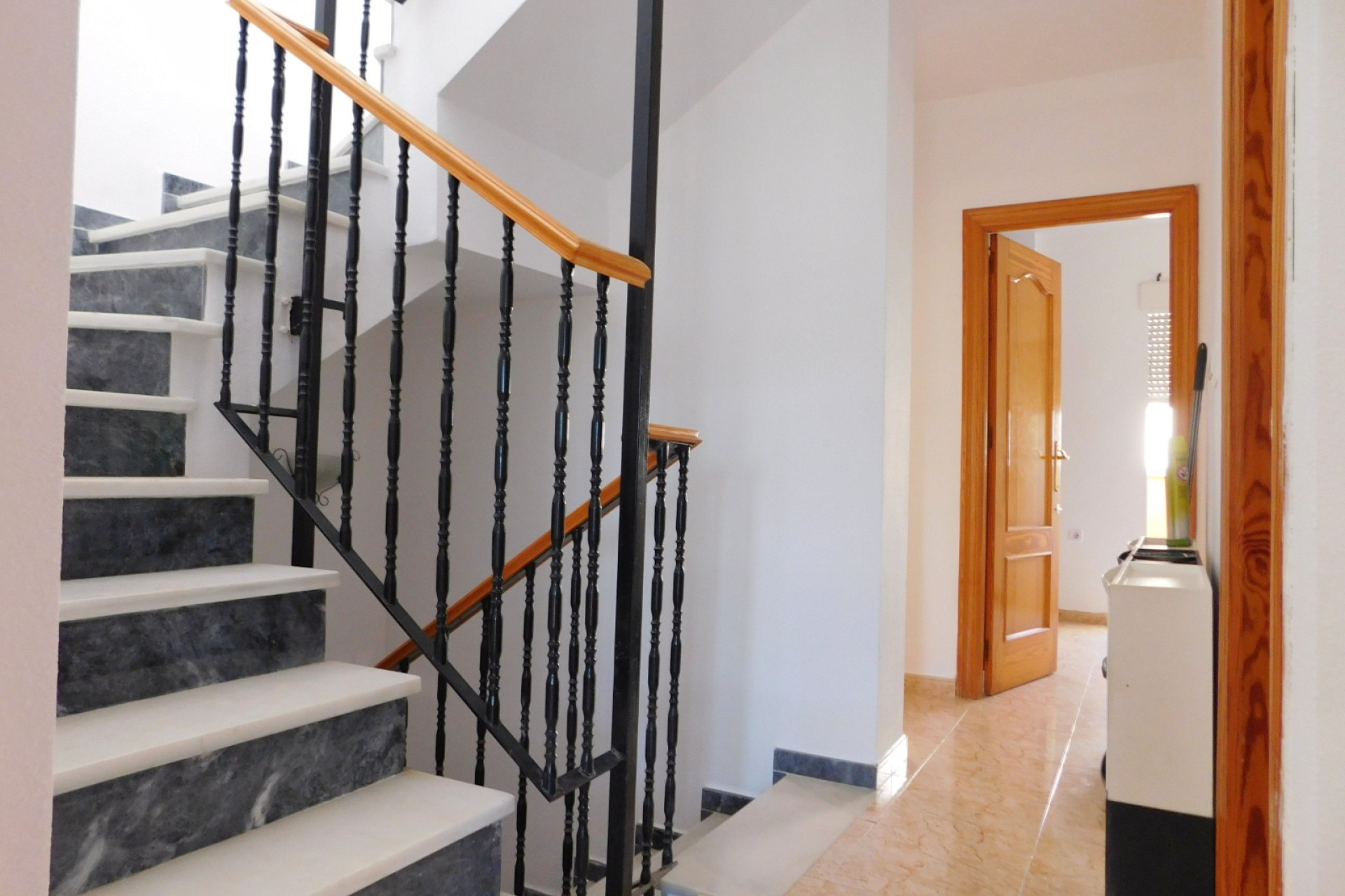 Resale - Town House - Torremendo