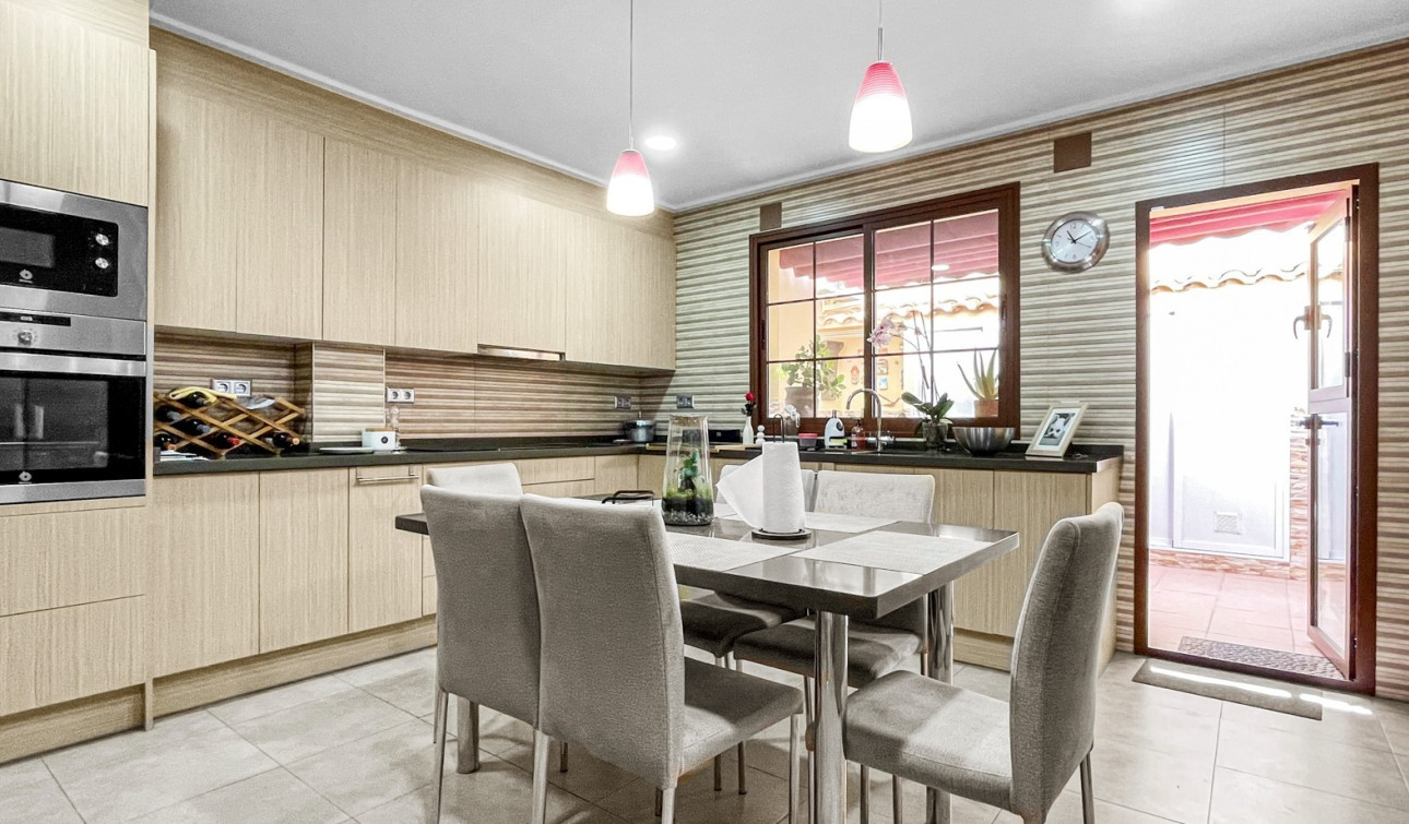 Resale - Town House - Torrevieja - Los Balcones - Los Altos del Edén