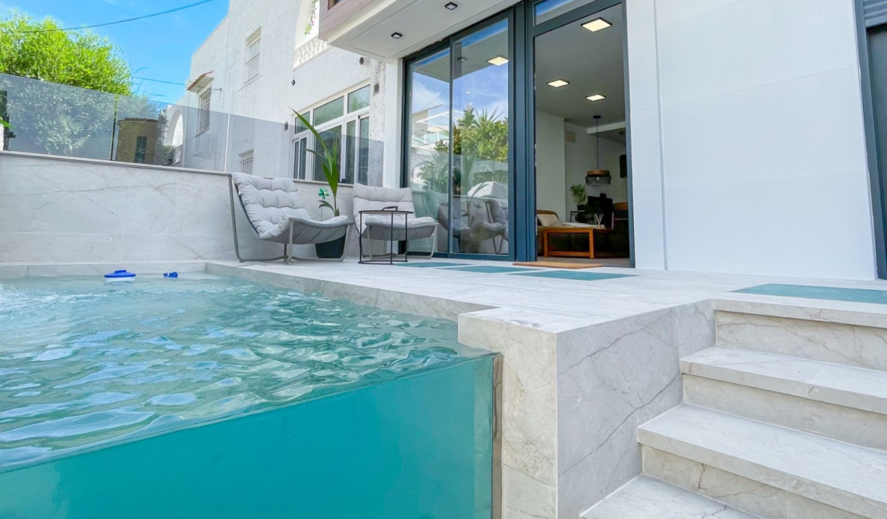 Resale - Town House - Torrevieja - Nueva Torrevieja - Aguas Nuevas