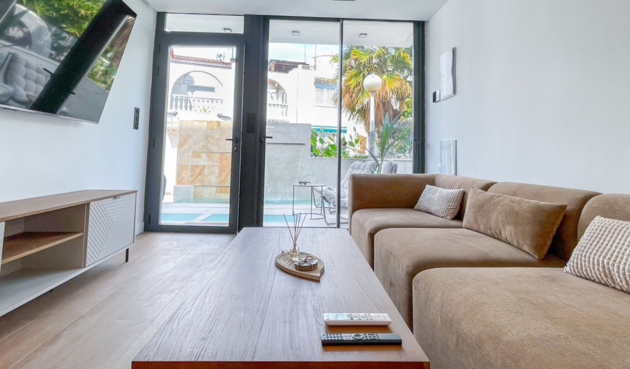 Resale - Town House - Torrevieja - Nueva Torrevieja - Aguas Nuevas