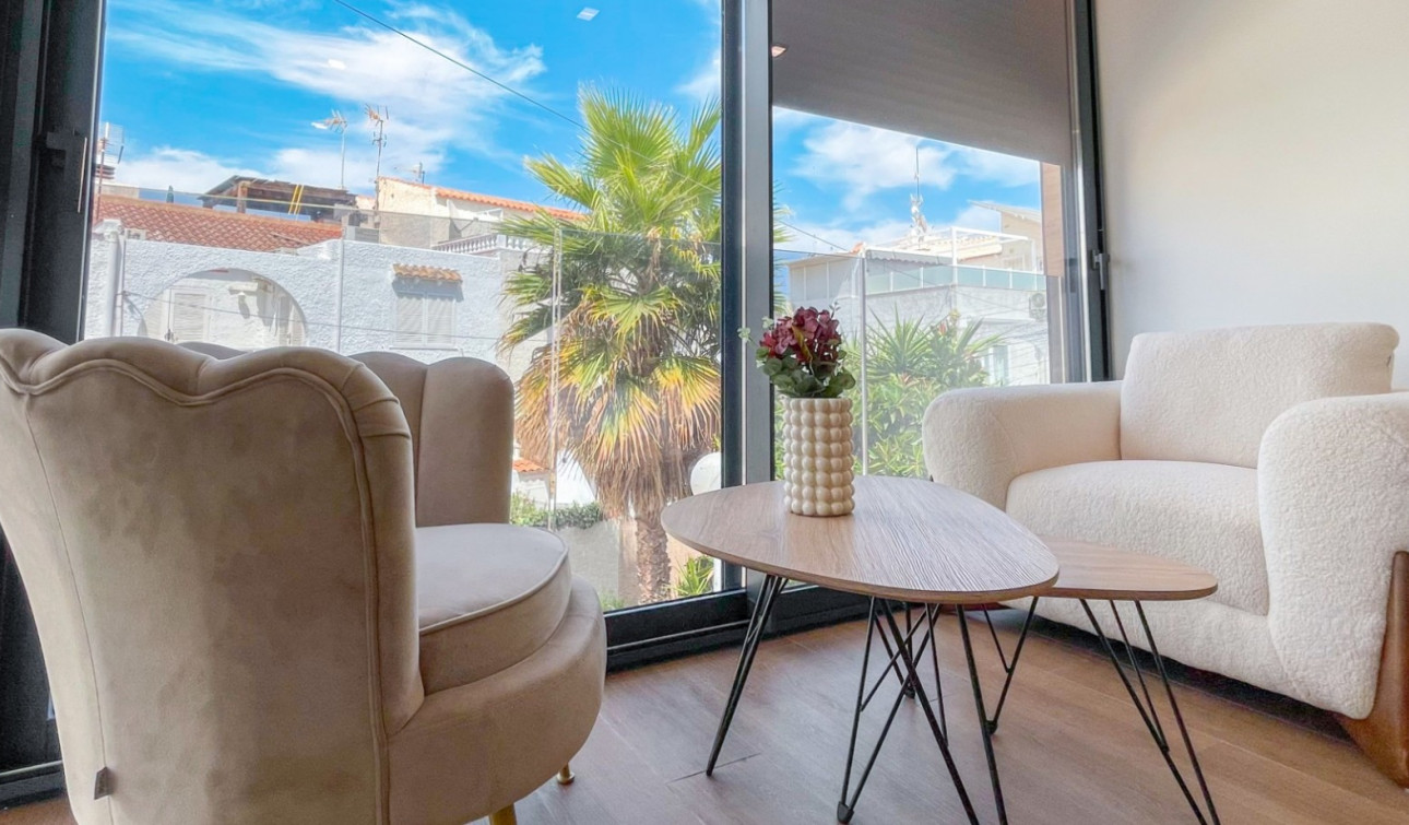Resale - Town House - Torrevieja - Nueva Torrevieja - Aguas Nuevas