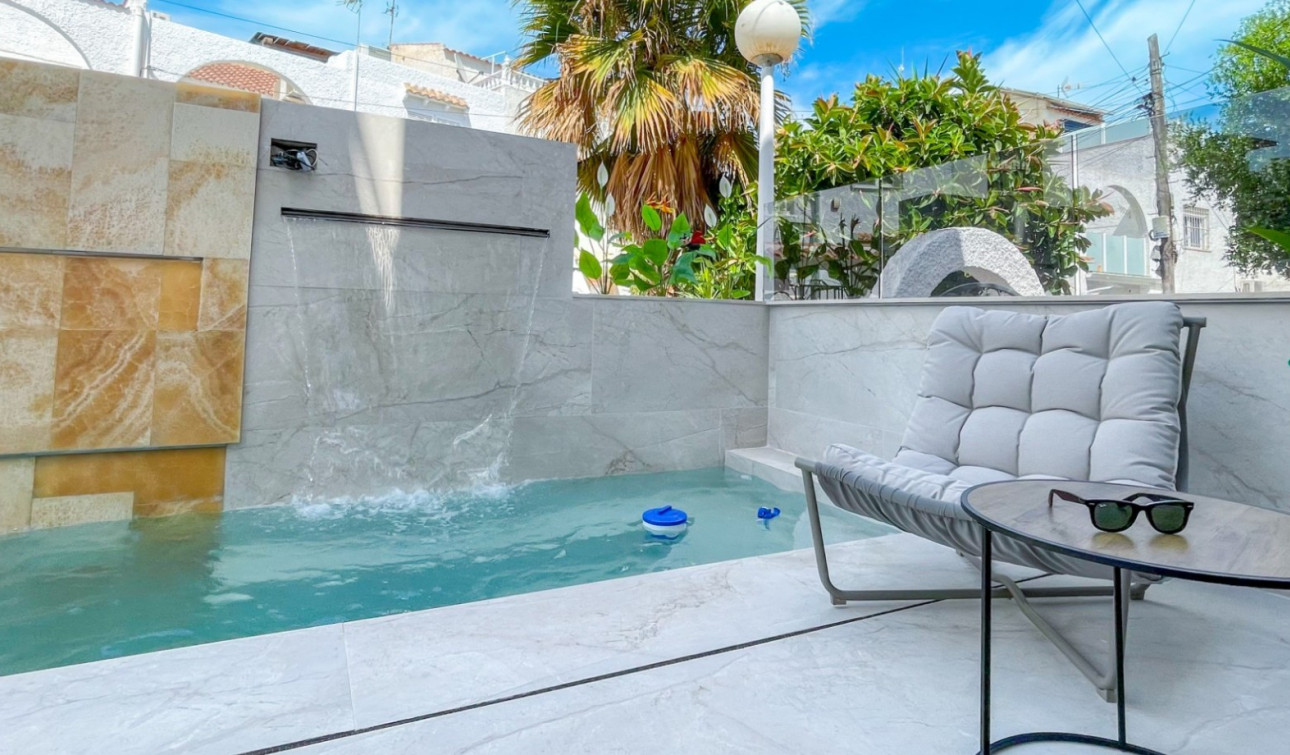 Resale - Town House - Torrevieja - Nueva Torrevieja - Aguas Nuevas
