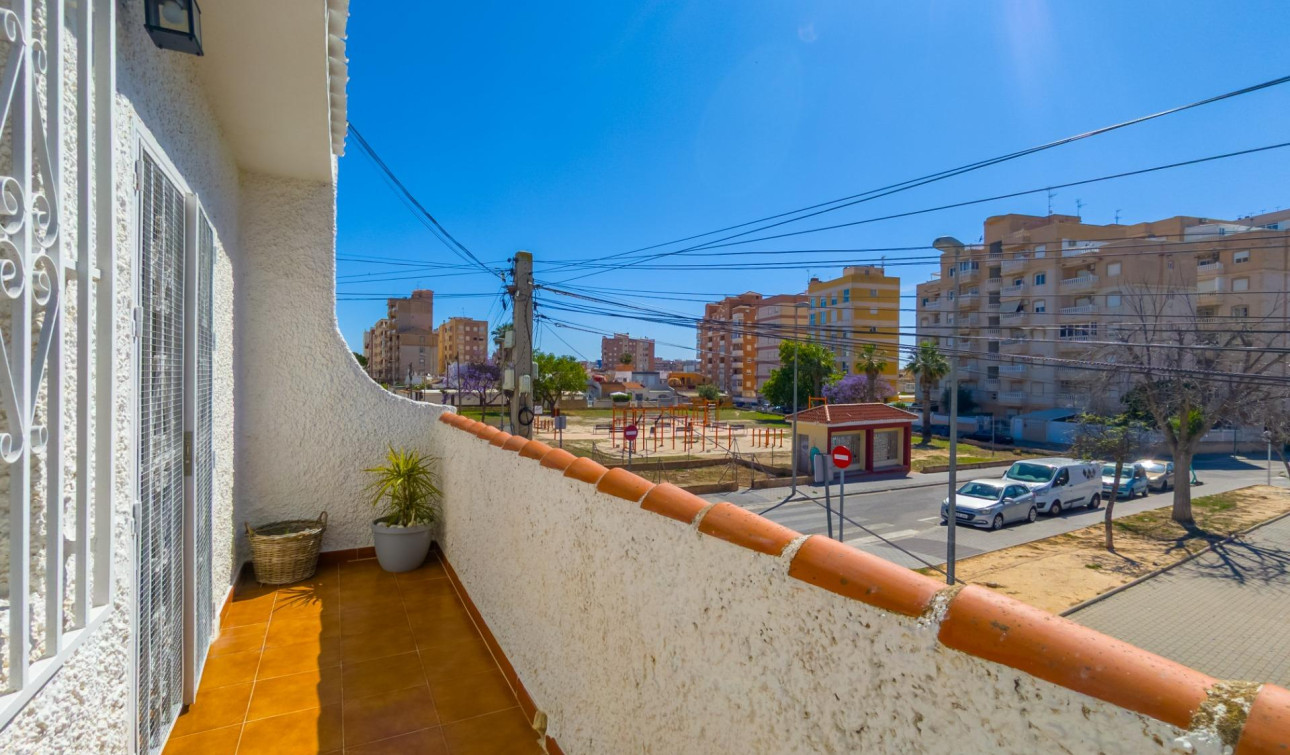Resale - Town House - Torrevieja - Nueva Torrevieja