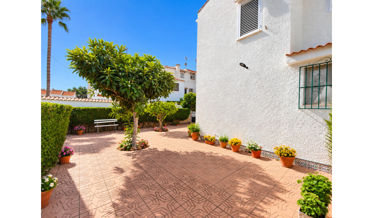 Resale - Town House - Torrevieja - Nueva Torrevieja