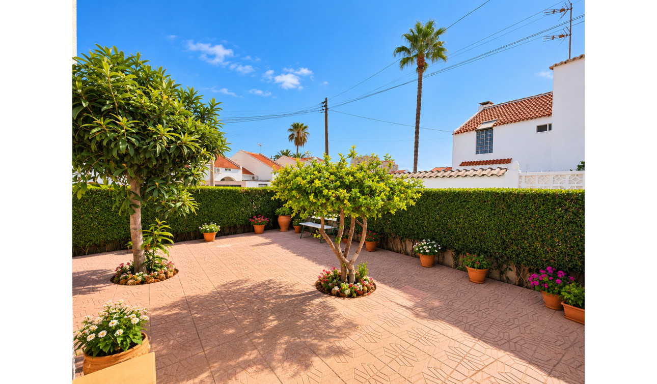 Resale - Town House - Torrevieja - Nueva Torrevieja