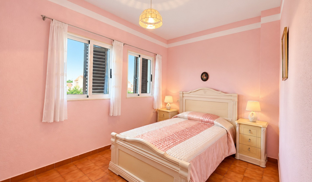 Resale - Town House - Torrevieja - Nueva Torrevieja