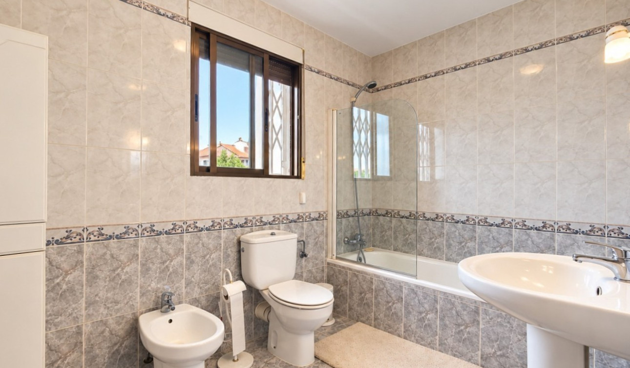 Resale - Town House - Torrevieja - Nueva Torrevieja