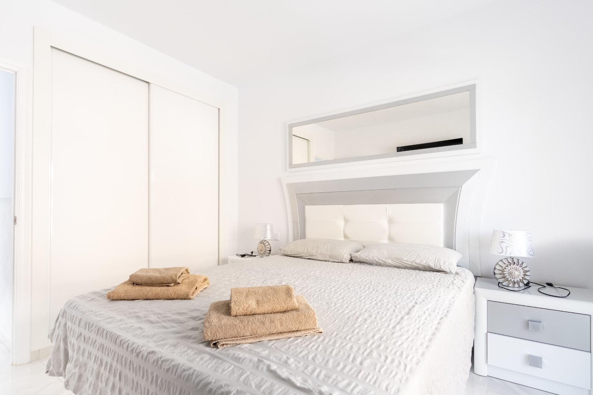 Resale - Town House - Torrevieja - Punta prima