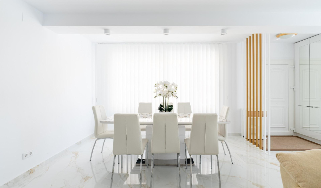 Resale - Town House - Torrevieja - Punta prima