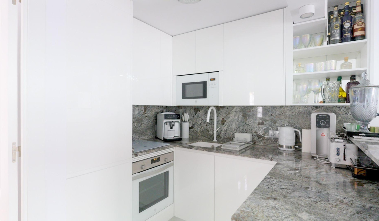 Resale - Town House - Torrevieja - Punta prima