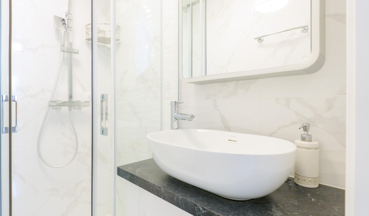 Resale - Town House - Torrevieja - Punta prima