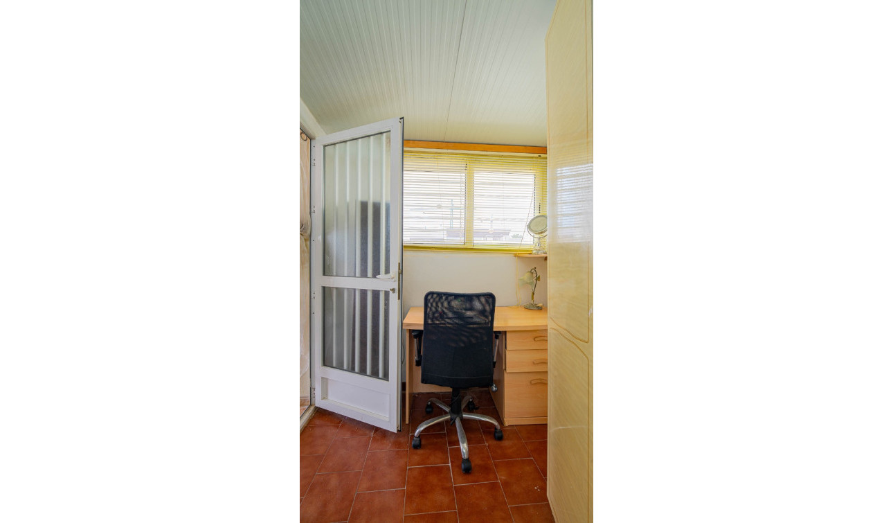 Resale - Town House - Torrevieja - Punta Prima