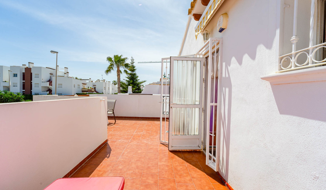 Resale - Town House - Torrevieja - Punta Prima