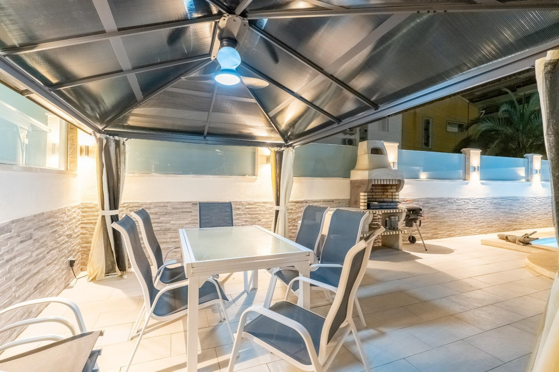 Resale - Town House - Torrevieja - Punta prima