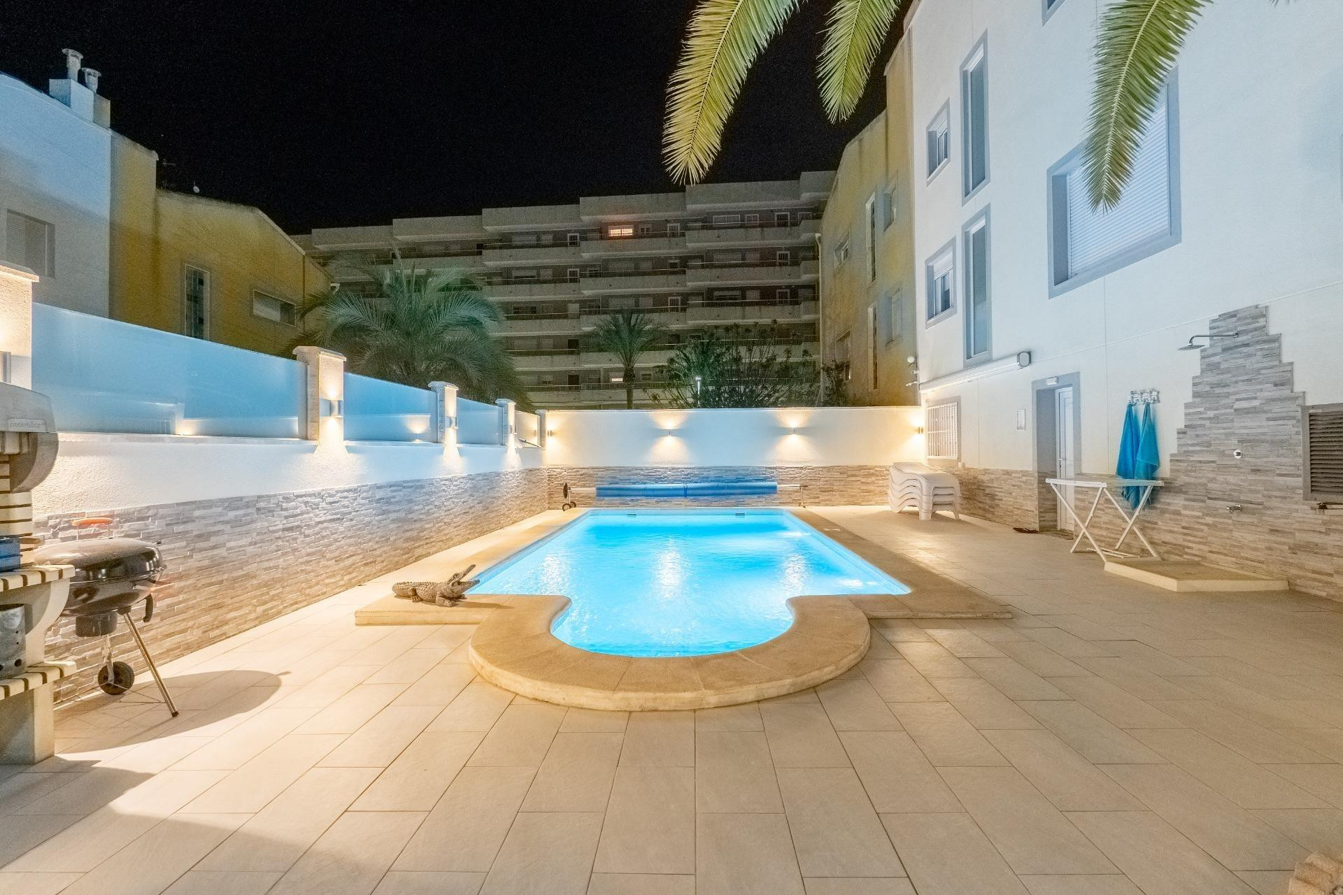 Resale - Town House - Torrevieja - Punta prima