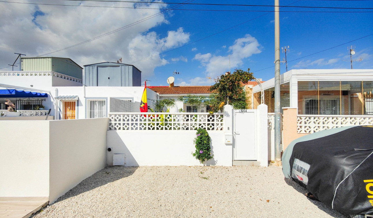 Resale - Town House - Torrevieja - Torreta - Salado