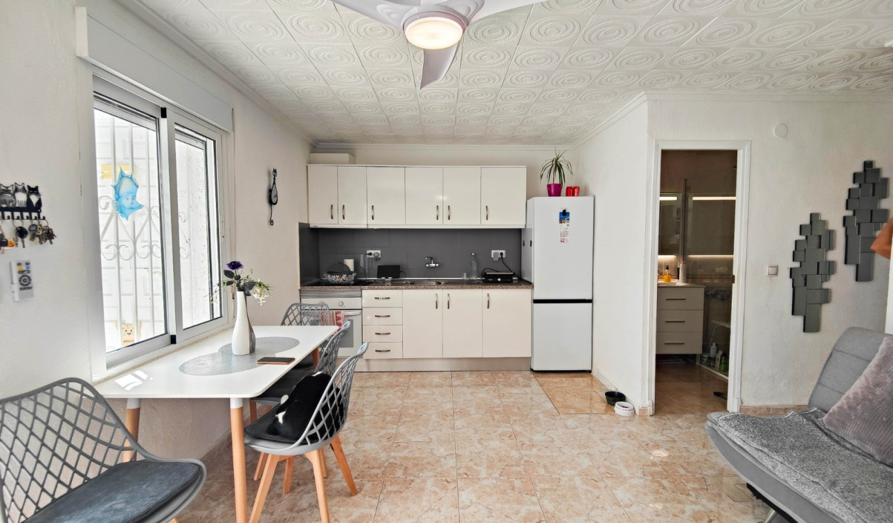 Resale - Town House - Torrevieja - Torreta - Salado