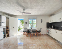 Resale - Town House - Torrevieja - Torreta - Salado