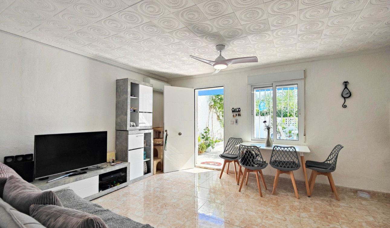 Resale - Town House - Torrevieja - Torreta - Salado