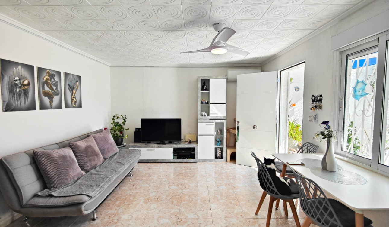 Resale - Town House - Torrevieja - Torreta - Salado