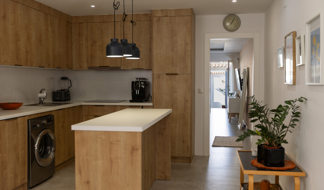 Resale - Town House - Torrevieja