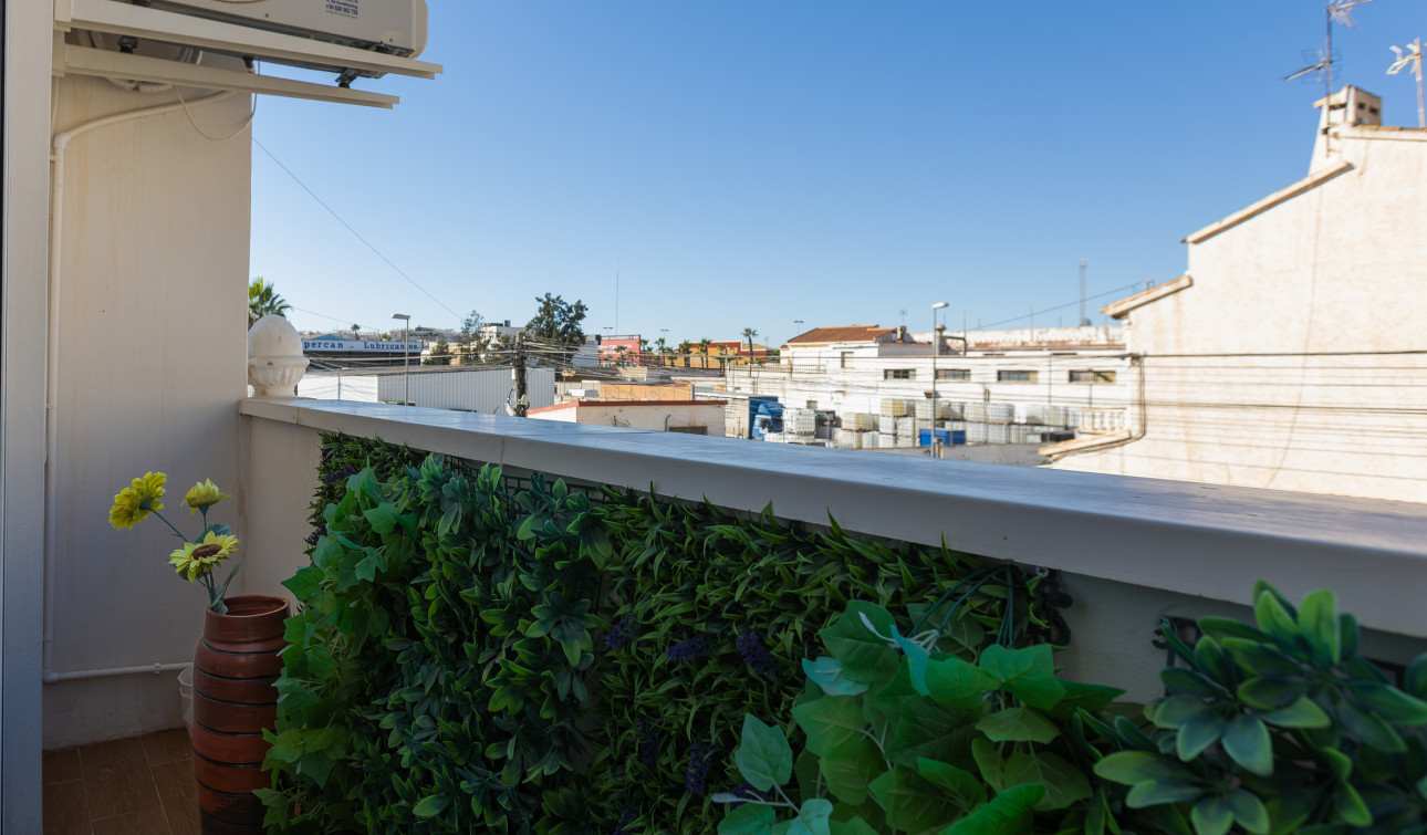 Resale - Town House - Torrevieja