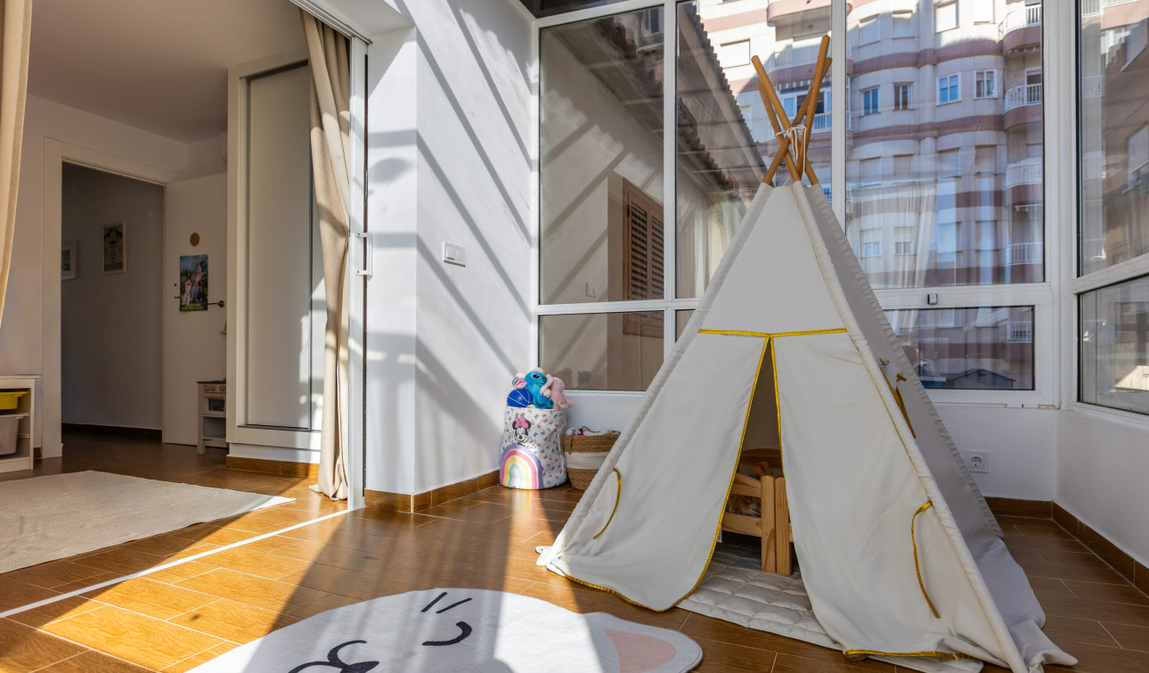 Resale - Town House - Torrevieja