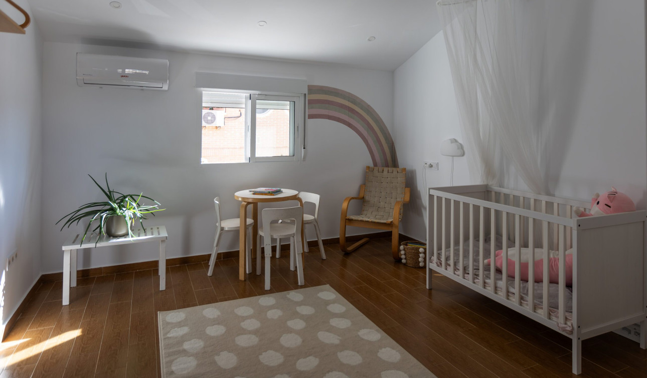 Resale - Town House - Torrevieja