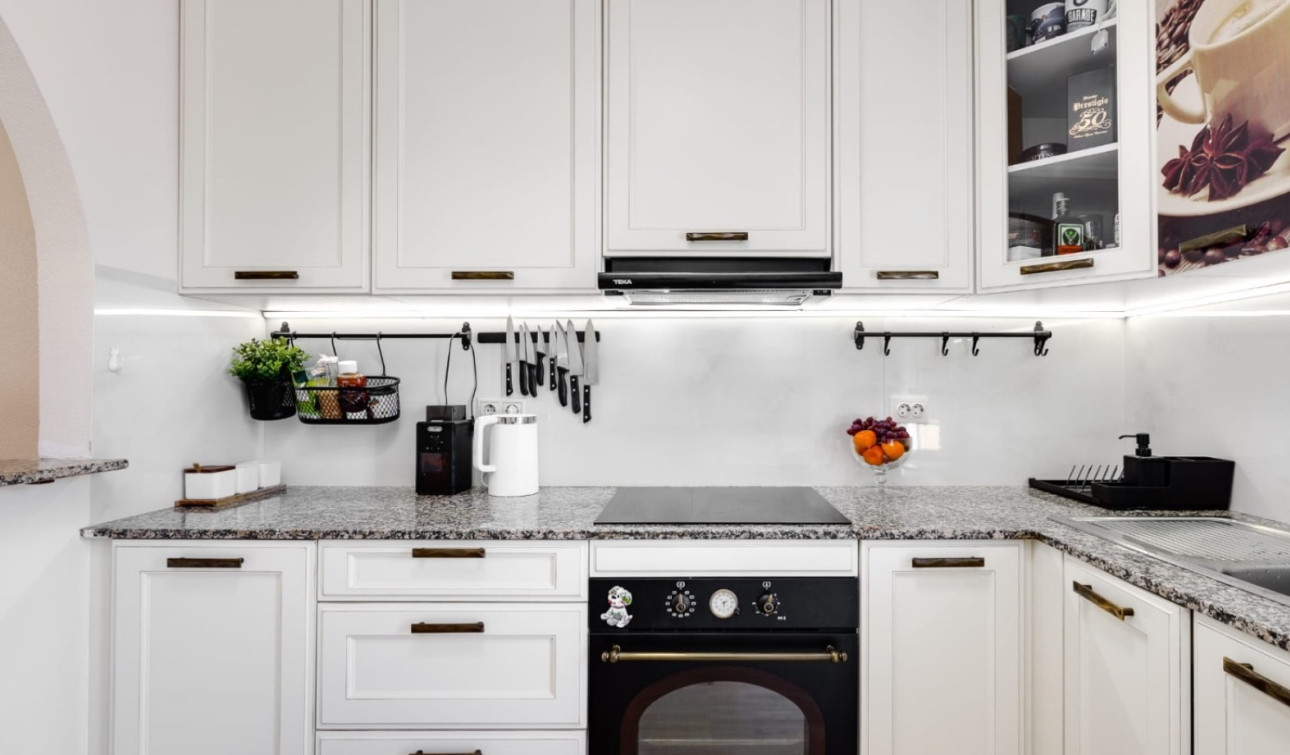 Resale - Town House - Torrevieja