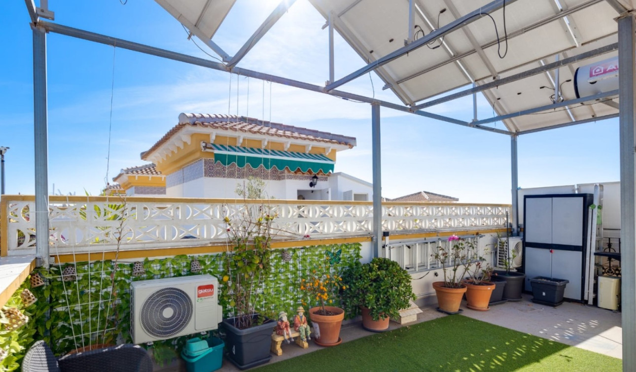 Resale - Town House - Torrevieja