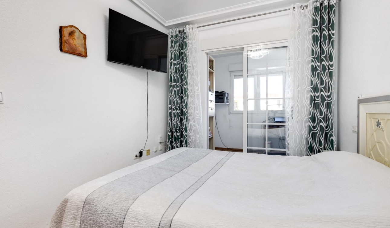 Resale - Town House - Torrevieja