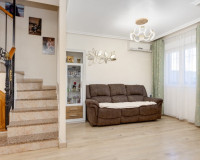 Resale - Town House - Torrevieja